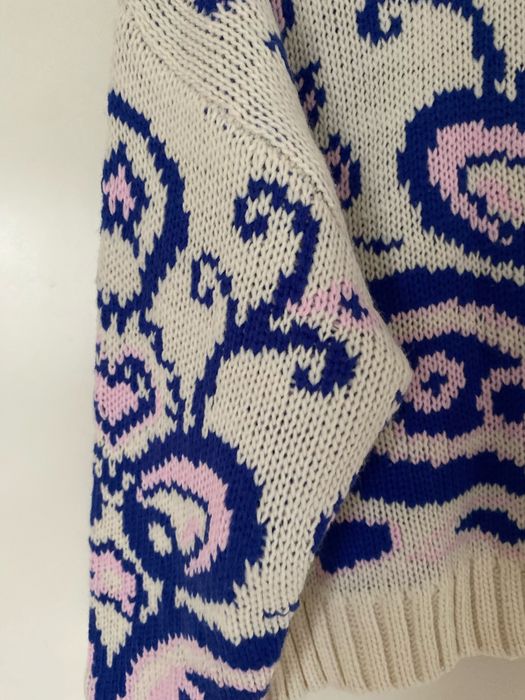 Pulover Bershka nou!!