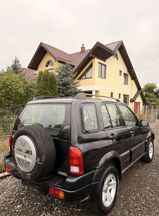 Suzuki Grand Vitara 2.0i 128CP 4x4 Mic\Mare *Recent adusa din Italia*