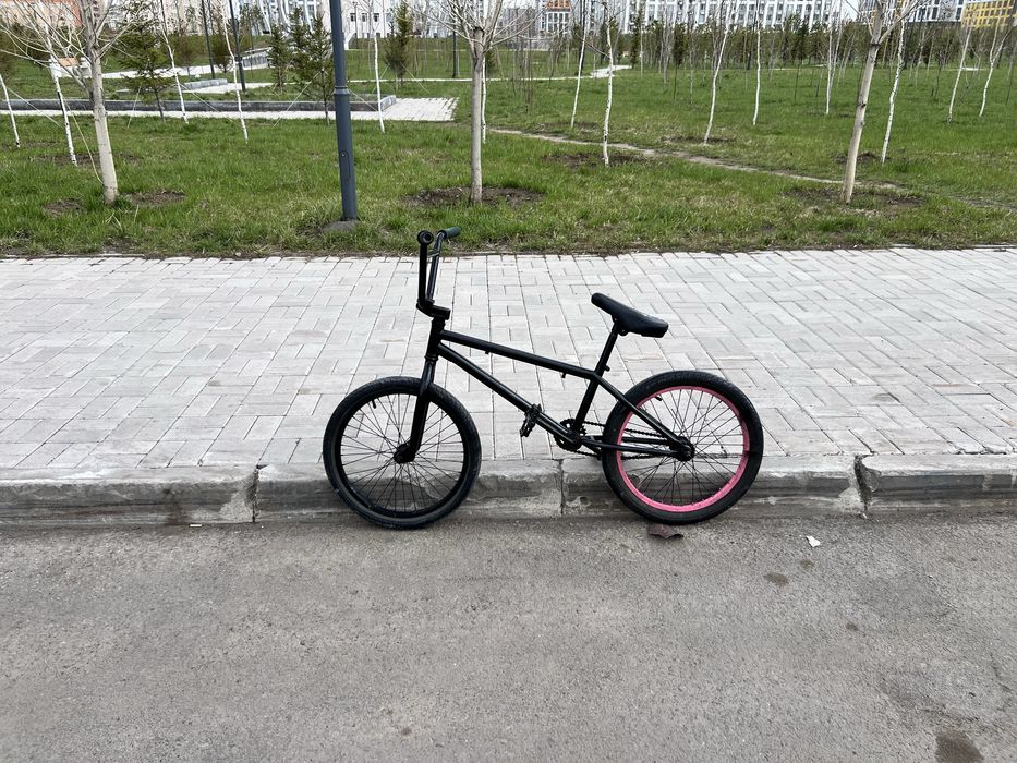 Продам бмх трюковой