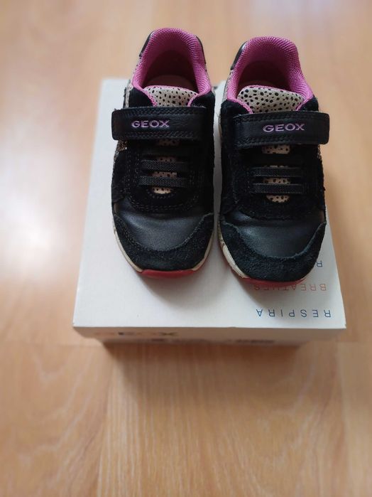 Спортни обувки с кожа Geox