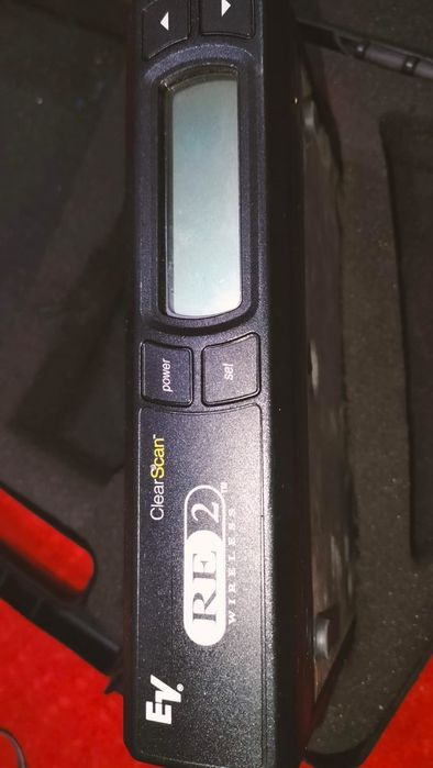 Vând microfon RE2 Electrovoice în București