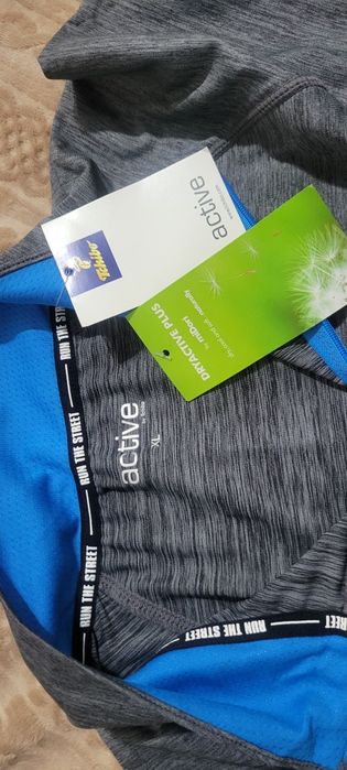 Костюм спортивный