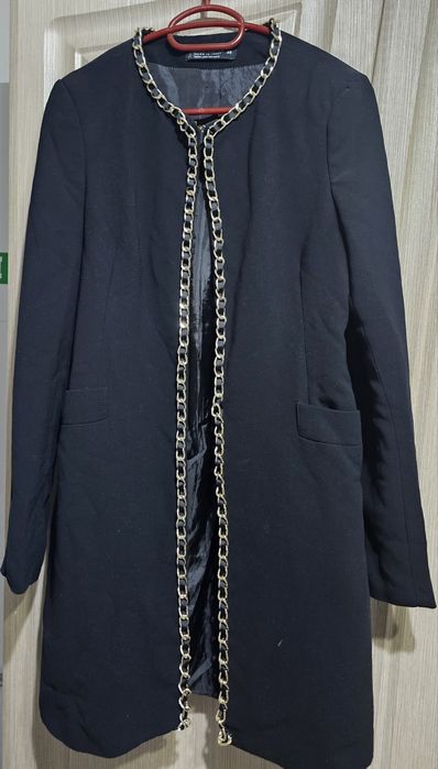 Sacou cu detaliu auriu