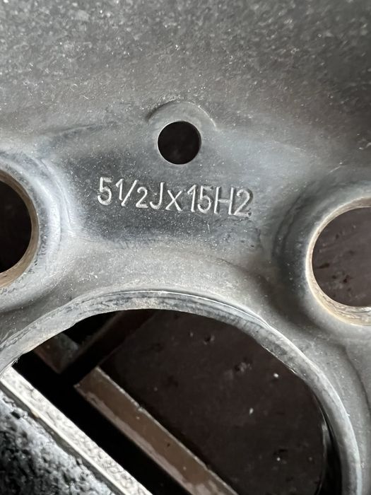 Зимни гуми 4 броя + 3