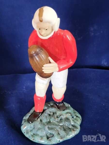 футболист - стъклена фигура, шише-нивеляшка с чаши, купички десерт