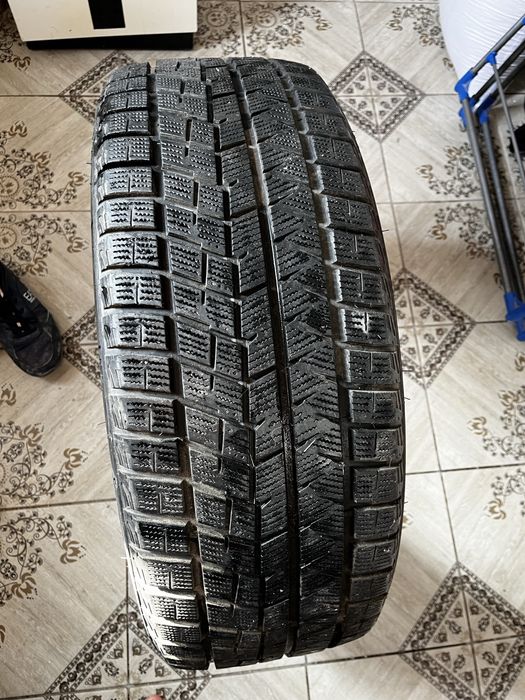 Продается комплект шины