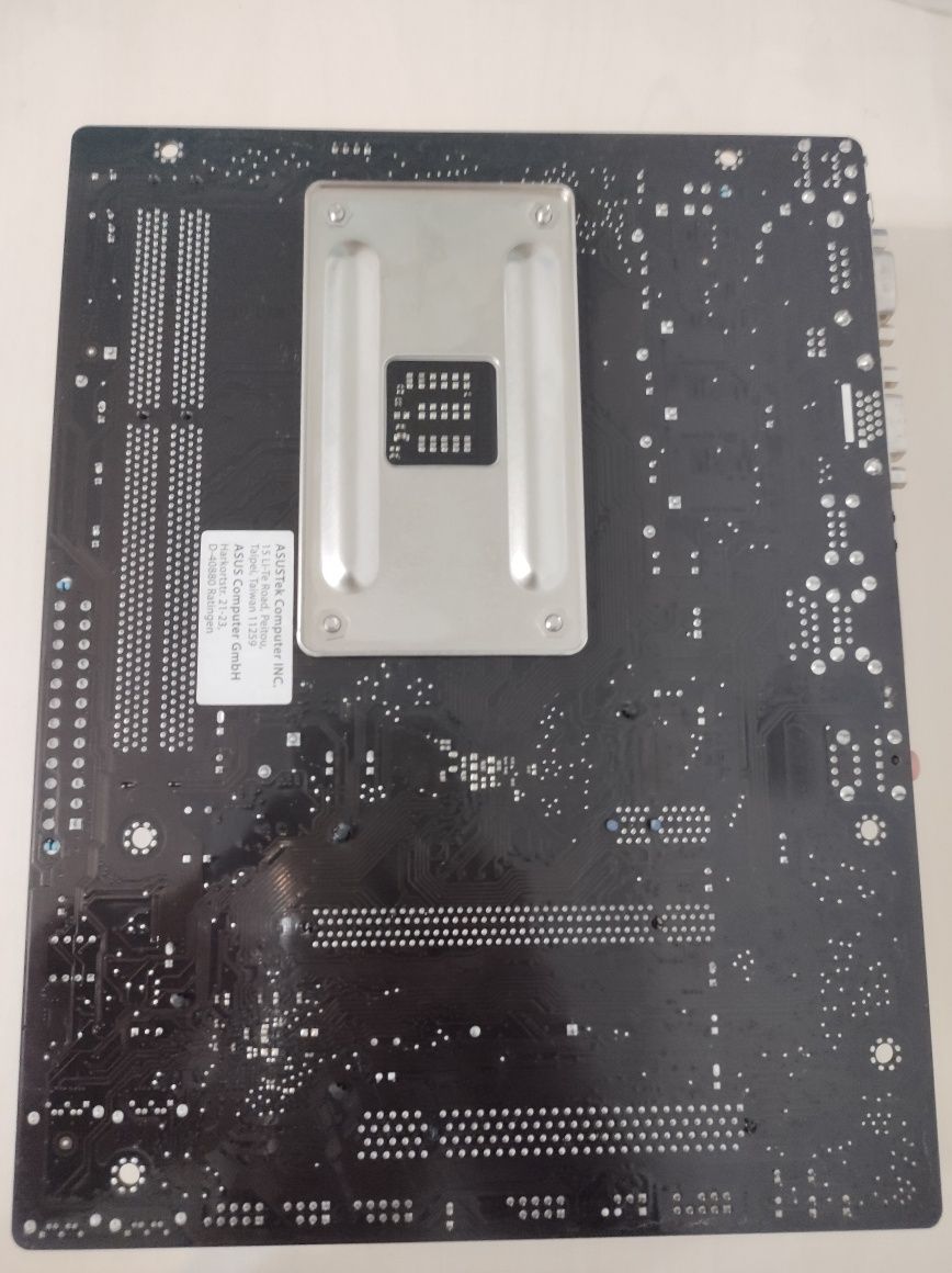 Vand KIT AMD FX X6 6300 + ASUS M5A78L-M + 8 GB RAM Targu-Mures • OLX.ro