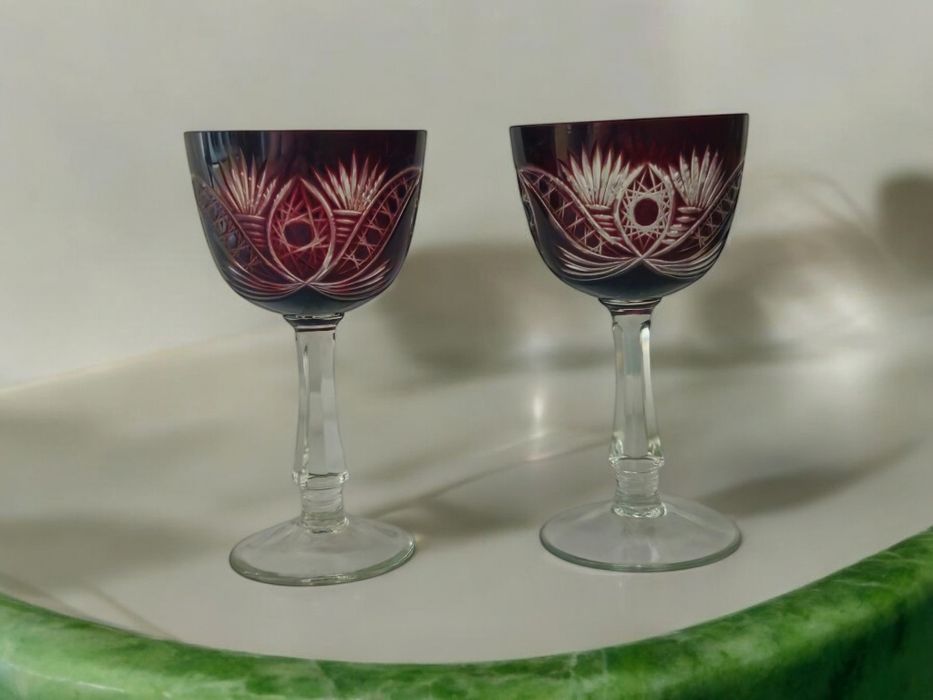 Продам старинный графин с бокалами