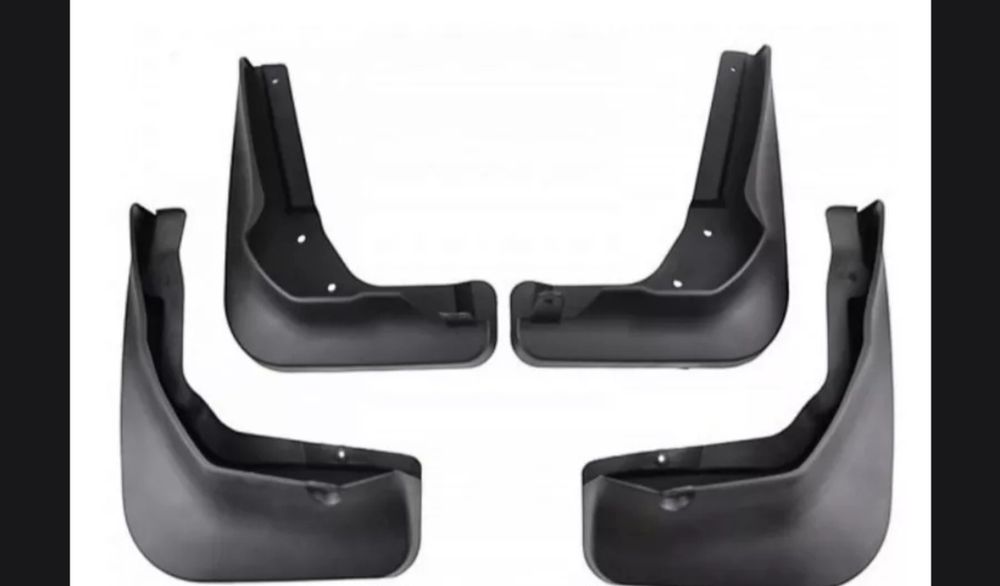 Продается брызговики на камри 40