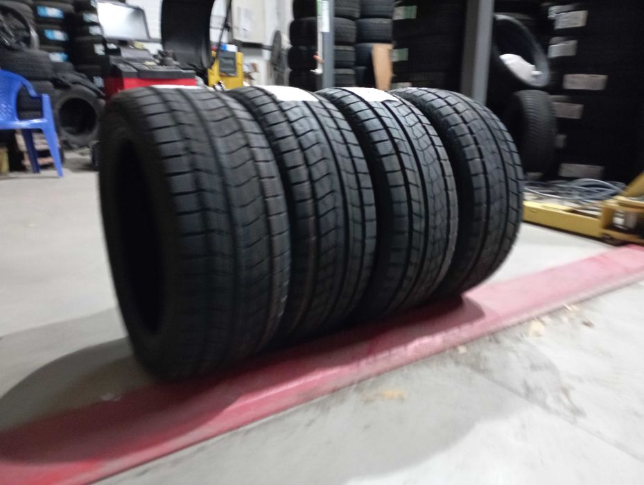 Anvelope 205/50/17 Fronway IcePower Noi De Iarna