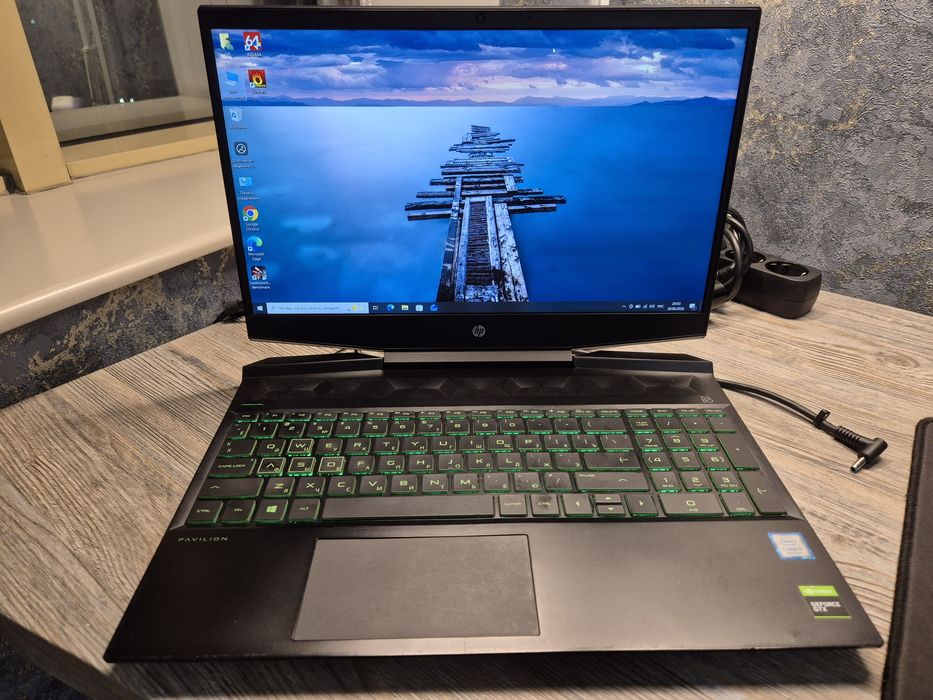 Игровой ноутбук HP Pavilion в коробке Состоя хорошее