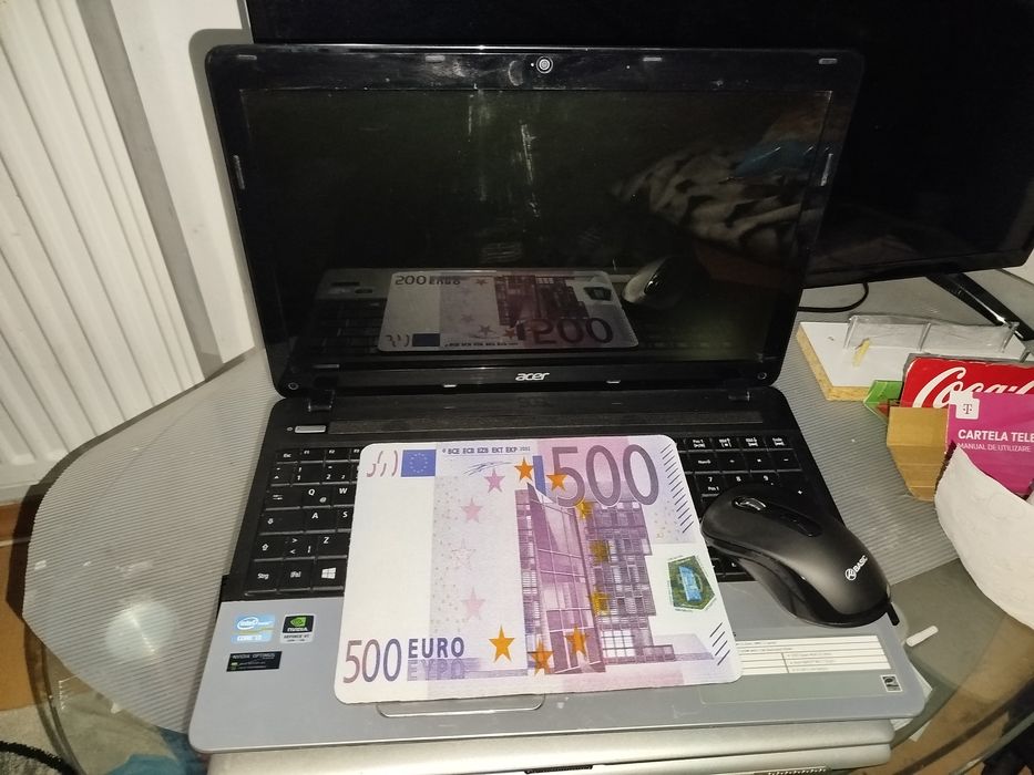 Vând laptop Acer aspire E1 571 g Windows nou 7 intel