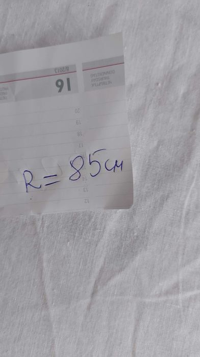 Продавам покривки за кръгла маса на една кука