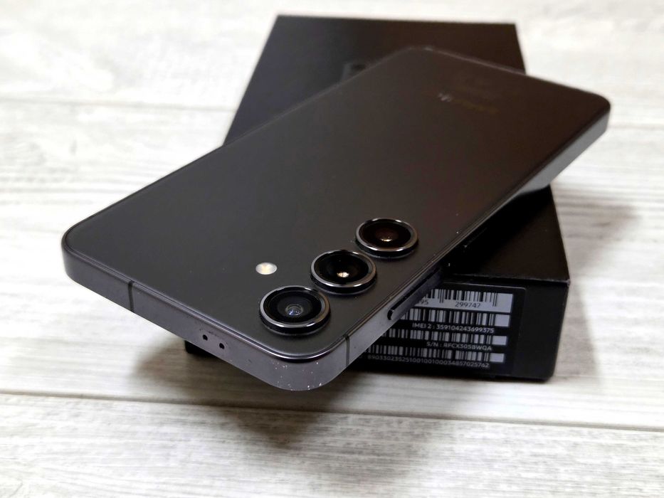 ГАРАНЦИЯ S24 | 128GB | Onyx Black – Като нов Samsung Galaxy с24 телефо