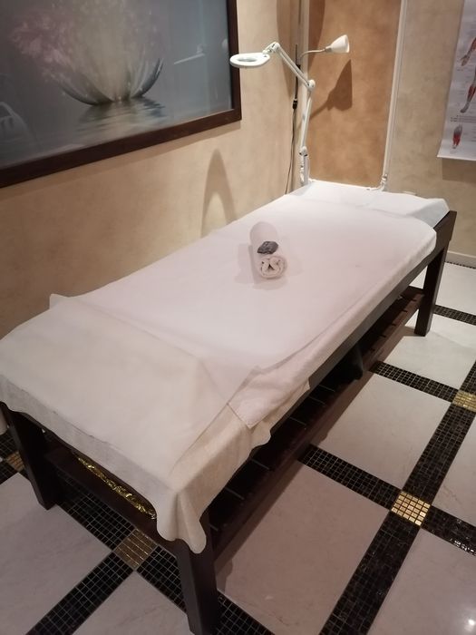 Луксозни масажни кушетки