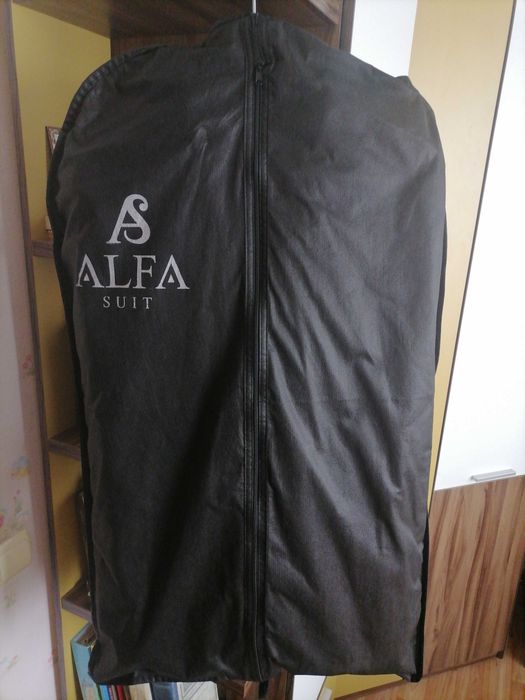 Продам мужской костюм