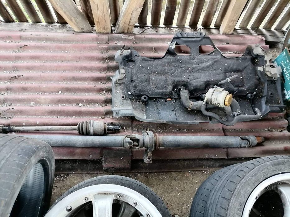 Subaru impreza На части ! 2,0 Gx 125 коня