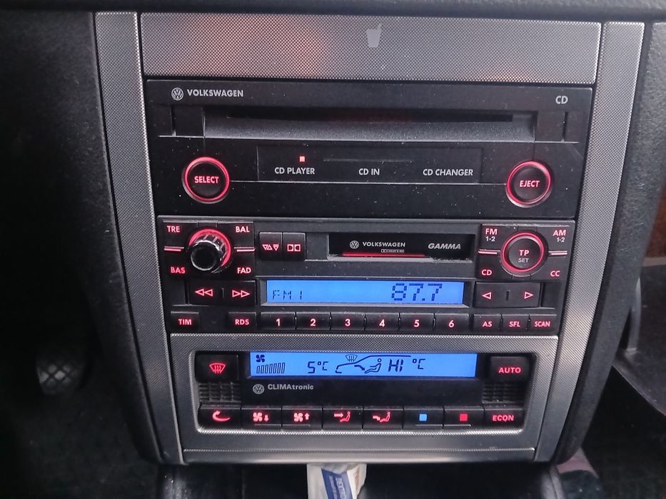 Оригинален касетофон.vw.Gamma+сд-чейнджър за vw-Golf 4.Bora.polo.passa