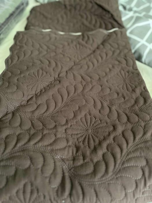 Продавам шалтета/покривала за легла и дивани/