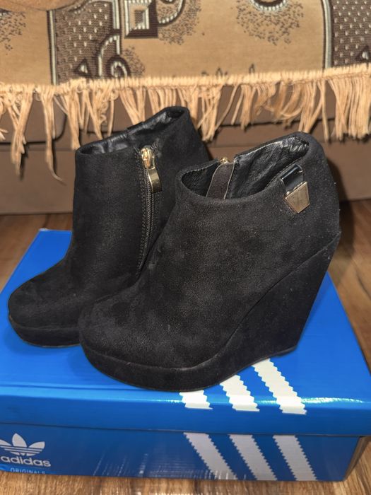 Продам каблуки лабутены