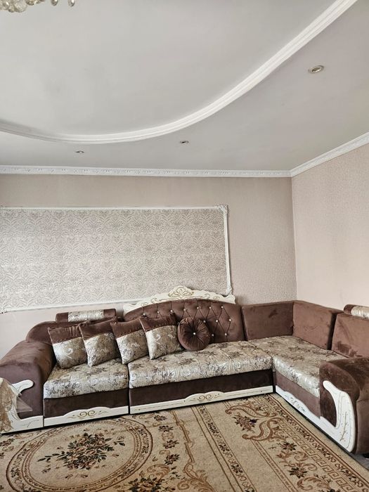 Срочно продам угловой диван