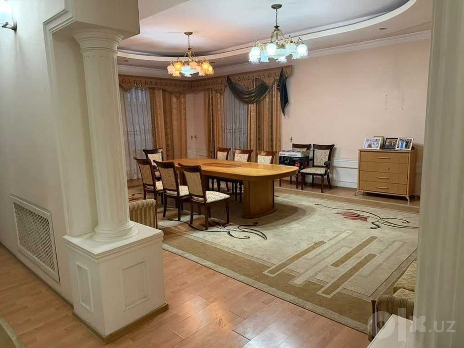 Сдается в долгосрочную аренду просторный дом в Яшнабадский районе.