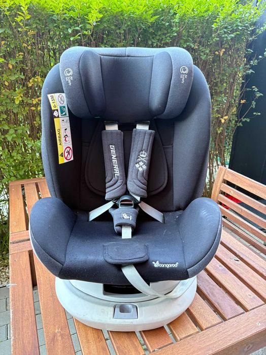 Детско столче за кола Cangaroo с ISOFIX и 360° завъртане