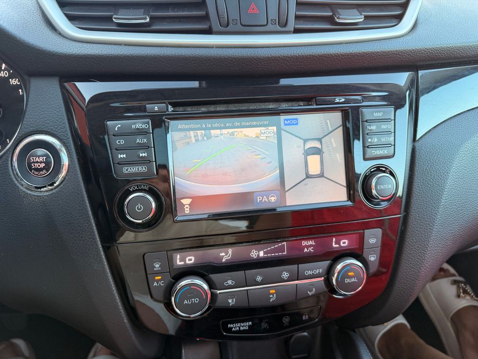 Nissan qashqai 1.6dci full full nu-i lipsește nici o dotare