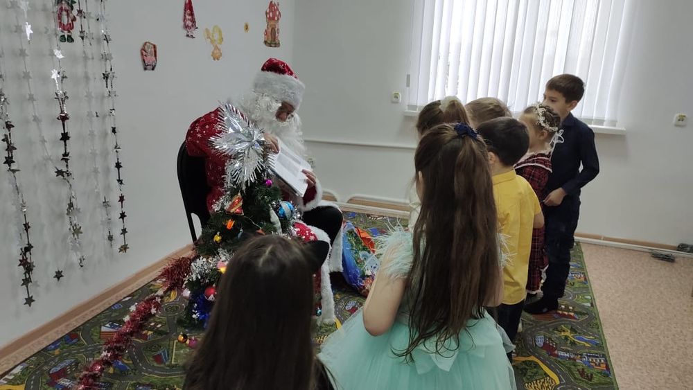 Дед мороз и снегурочка