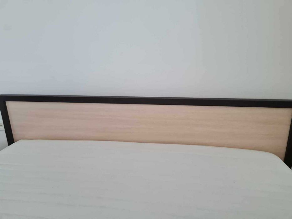 Легло с рамка и матрак