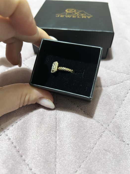 Златен пръстен 585