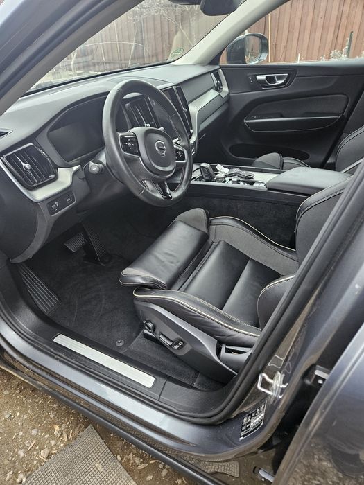 Dezmembrez  volvo xc 60   Hibrd 2021