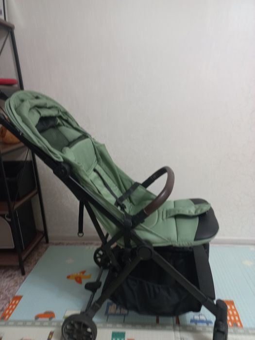 Коляска прогулочная