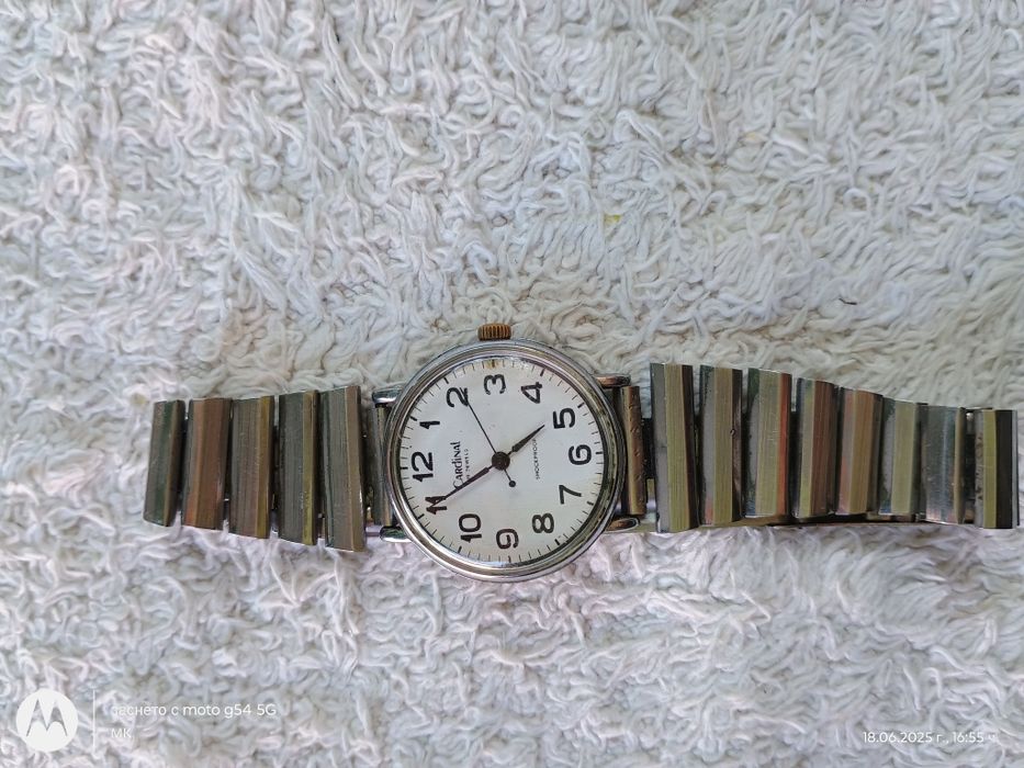 Бартер 4 бр. Ръчни лични часовници оригинал.