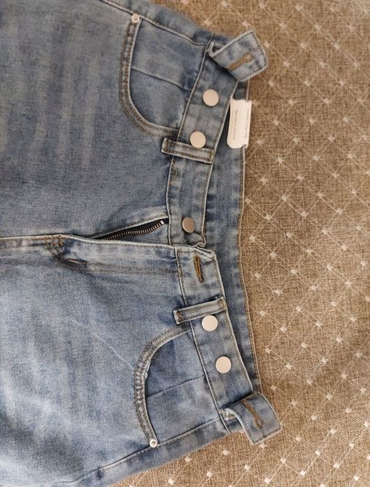 Новые джинсы трубы