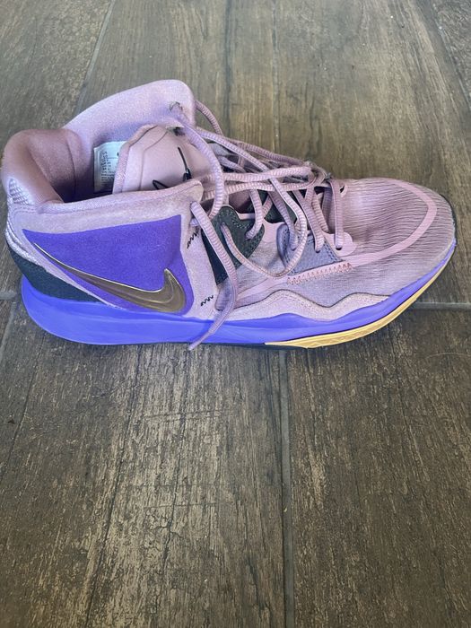 Nike Kyrie Infinity