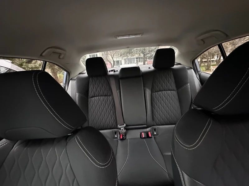 Тойото корола GR 1,6 I(гаранционна) бензин 2020 132кс