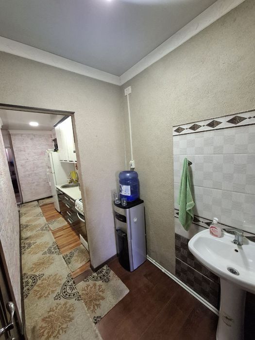 4 Xonali dom sotiladi