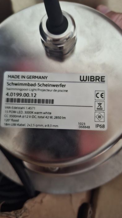 Професионален LED прожектор за басейн Wibre IP68 V4A (9 Multichip) + 18м кабел и кутия
