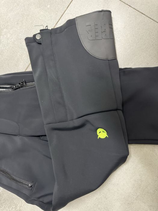 Geaca + pantaloni ski + bluza + manusi copii