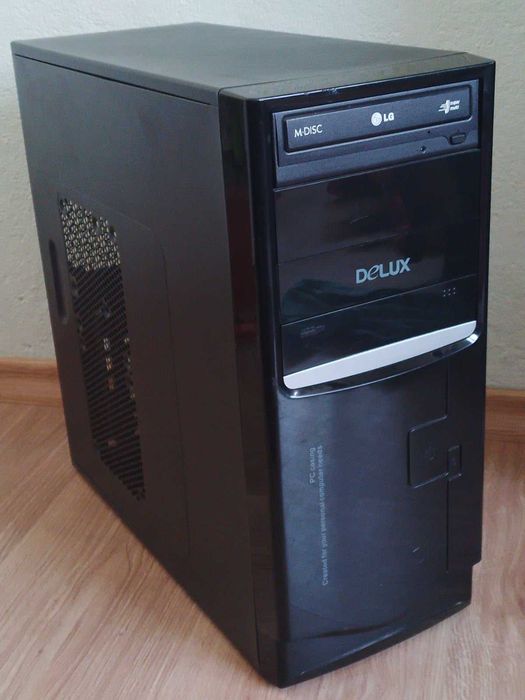 Четириядрен настолен компютър с Intel i5-3470, 12GB DDR3 RAM, 500GB HDD, HDMI