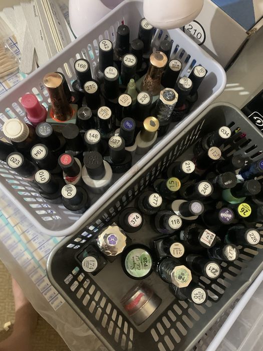 Продам все для маникюра