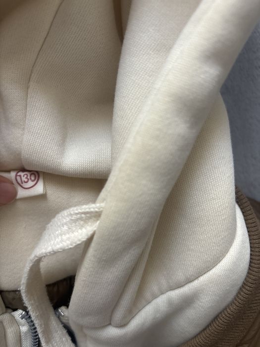 Курточка весна на девочку 130р