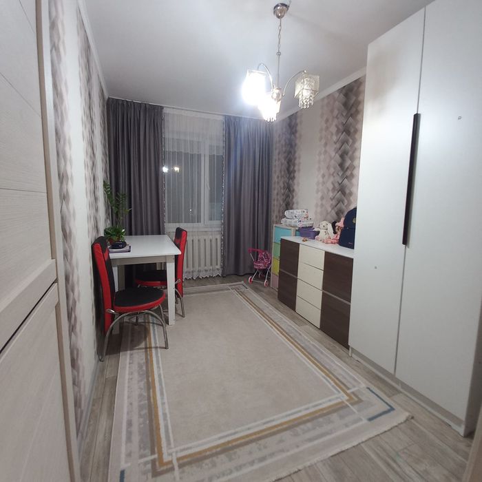 Продаётся 3 комнатная квартира