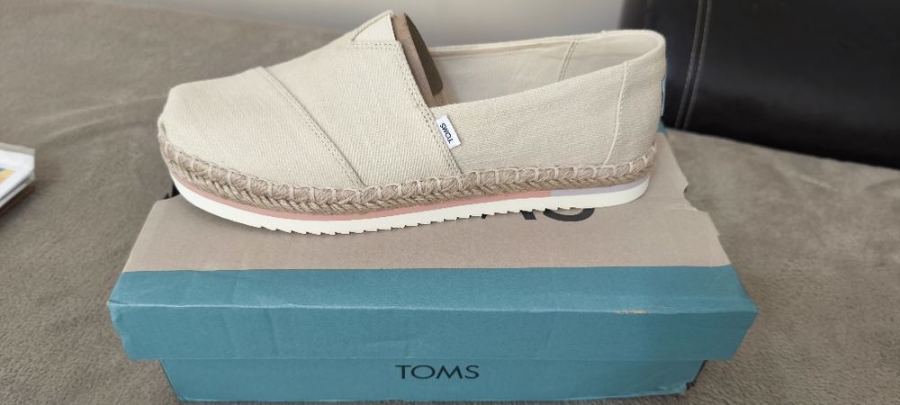 Еспадрили TOMs, бежови