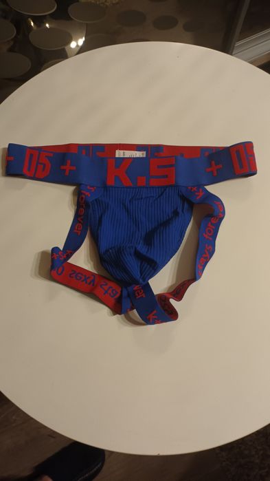 Vand  chilot sexy suspensor pt barbati