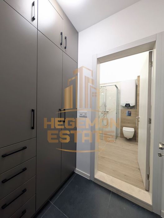 Продава се Двустаен апартамент в Варна, Възраждане 3 - 98 кв.м за 1079 €/кв.м - Снимка #8