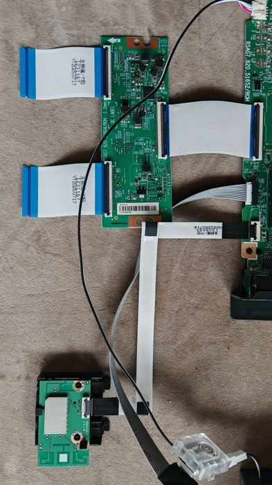 Hisense 55E7Q – Mainboard RSAG7 + sursă + T-CON + WiFi + boxe TESTATE