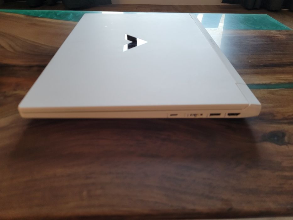 HP Victus RTX 4060 8GB video ram Intel i5 12500