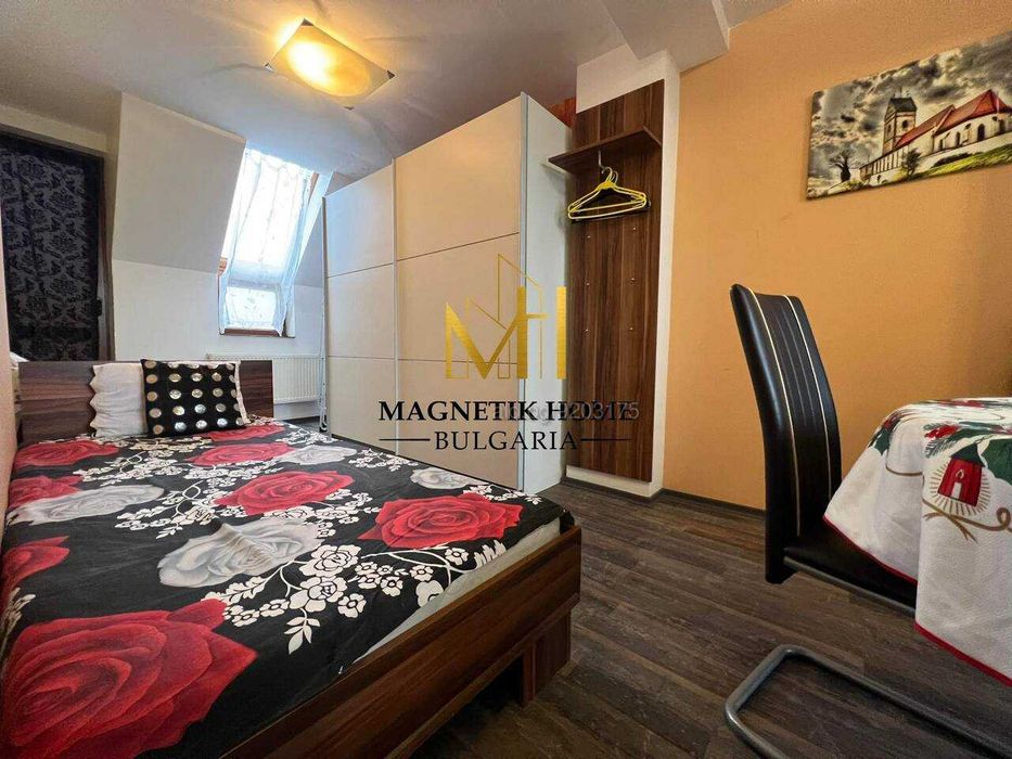 Омагьосващ едностаен апартамент с 3 тераси на метри в супер центъра